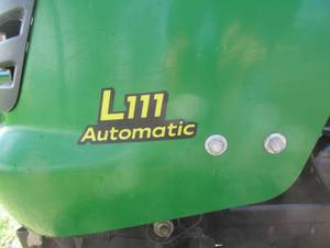 lot 2 image: John Deer Automatic Mower