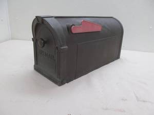 lot 110 image: postal mailbox