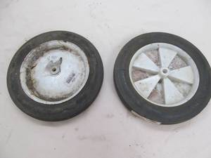 lot 135 image: Martin wheel (2)