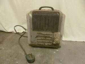 lot 150 image: Rival heater