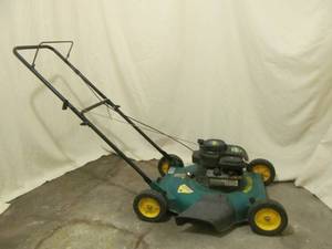 lot 159 image: weed eater mower