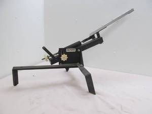 lot 169 image: outers clay pigeon thrower