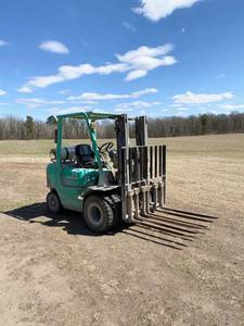 Mitsubishi FG25K Forklift