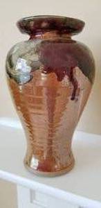 lot 84 image: Evla Pottery Studio Ceramic Vase