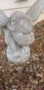lot 100 image: Concrete Garden Statue Gargoyle