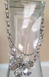 lot 31 image: Bold Pendant Jewelry Collection