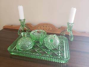 lot 75 image: Green Depression Glass Vanity Dresser Set