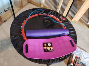 lot 119 image: Yoga Workout Starter Lot