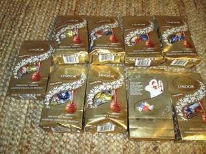 9ct. Assorted Lindor Chocolates 10...