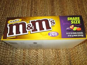 Case of Peanut M&Ms 10-PLT...