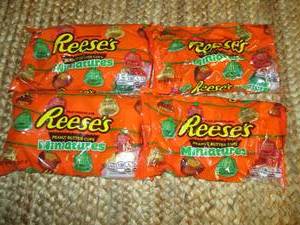 (4) Reeses Minatures Packages 1-F...