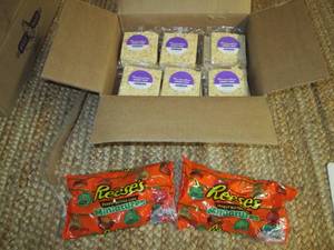 (1) Case of Marshmallow Crispy Trea...