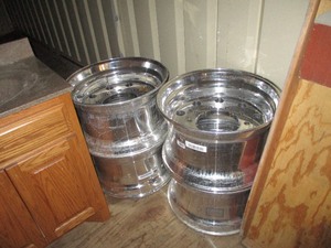 4-  12.25 x 22.5 ALUMINUM WHEELS DURA BRITE ( SUPER SINGLE )