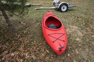 lot 39 image: Budweiser Logo 8 Single Person Kayak