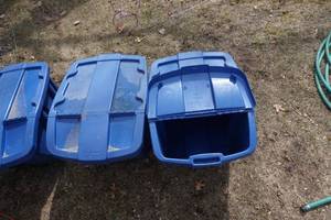lot 88 image: Set of 3 - Plastic Recycling TotesBins With Hinged Lids