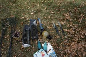 lot 135 image: Lot of Lawn and Garden Decorative Accessories