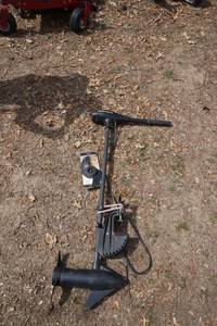 lot 34 image: Minnkota Endura Max 55  55 lb Thrust Electric Trolling Motor