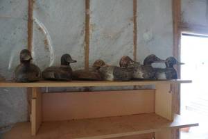 lot 89 image: Lot of Vintage Duck Decoys