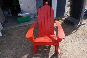 lot 99 image: Large Wood Adirondack Chair