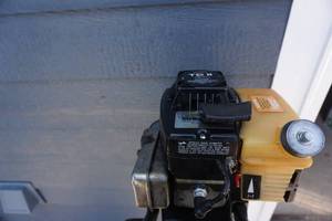 lot 28 image: Strike Master 8 Gas Powered Ice Auger