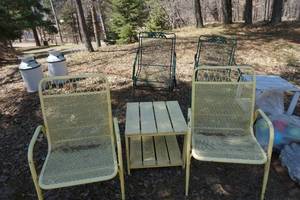lot 123 image: Lot of Metal Outdoor Patio Furniture With Bird Baths