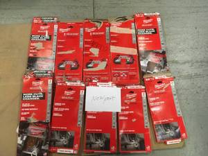 PALLET OF ASSORTED MILWAUKEE THIN 32 78 BLADES 3PK