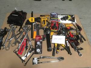 MIXED PALLET OF ASSORTED MECHANIC TOOLS SEE PICS