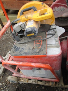 IQ DUSTLESS BRICK SAW
