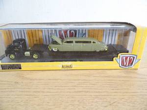 lot 15 image: Mr Machines 1956 Mercury