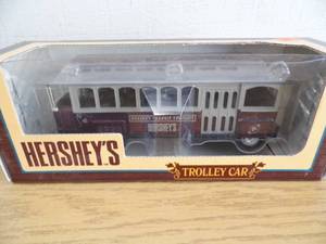 lot 48 image: Hersheys Trolley Car