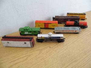 lot 59 image: Train Cars