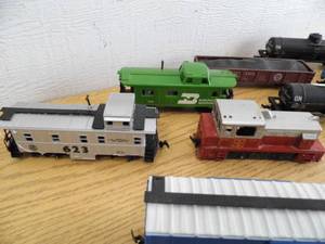 lot 60 image: Train Cars