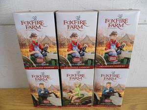lot 71 image: Fox Fire Farm Figures
