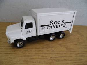 lot 85 image: Sees Metal Delivery Truck