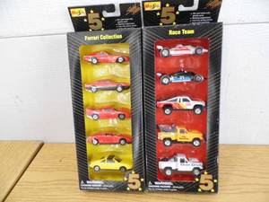 lot 90 image: Maisto Collector Vehicles