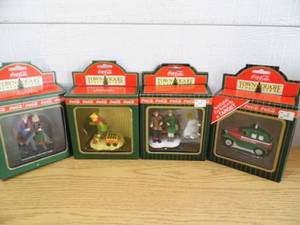 lot 95 image: Coke Town Square Accessories