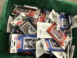 lot 12 image: Tote of baseball Cards