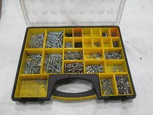 lot 17 image: hardware