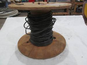 lot 19 image: Essex 8AWG gasoline and oil resistant wire
