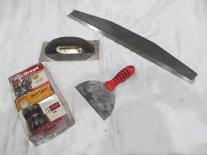 lot 66 image: door knob, paint sheet rock trowel, joint knife