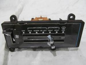 lot 74 image: 1986 Chevy PU plow truck heater control new vacuum control
