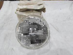 lot 76 image: #6024 headlight