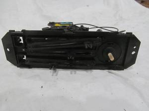 lot 78 image: Volvo 98-03 heater control switch