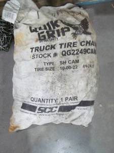 lot 180 image: tire chains 24.5 new