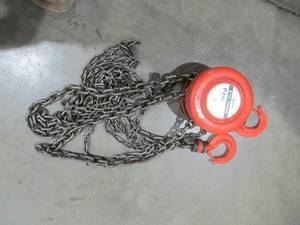 lot 188 image: HS type chain block