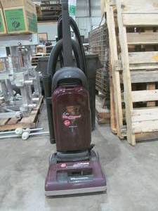 lot 283 image: hoover wind tunnel vacuum