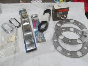 lot 292 image: Exhaust parts