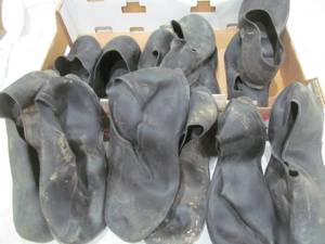 lot 313 image: rubber shoes