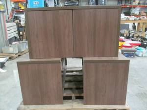 lot 321 image: upper wall cabinet