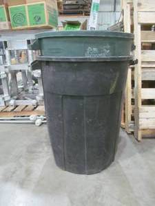 lot 377 image: trash can